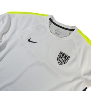 Nike Dri-Fit Football Women's Size L Authentic Soccer Jersey USA National Team